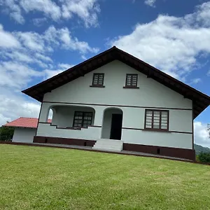 https://recanto-luigi-rio-dos-cedros.santa-catarina-brasil.com